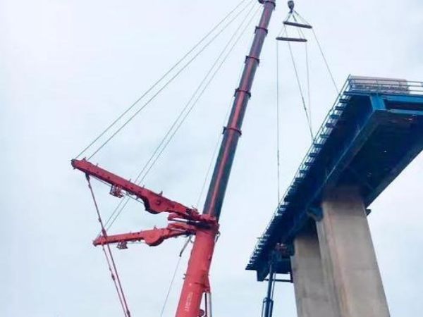 咸安区吊车电话_吊车出租怎样避免纠纷